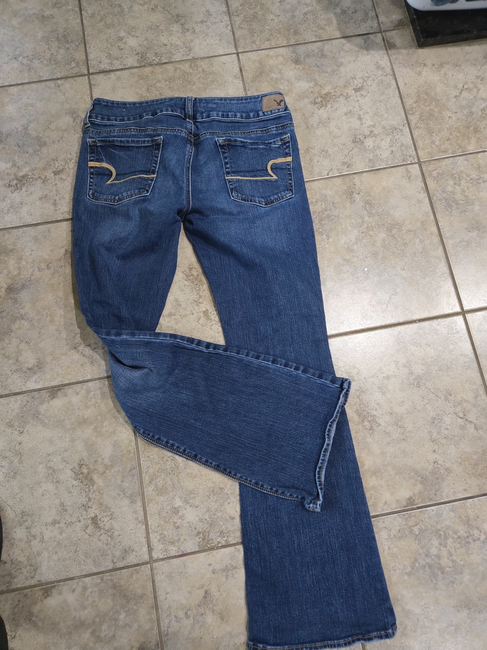 american Eagle  Women’s Dark Blue Bootcut Jeans Size 6